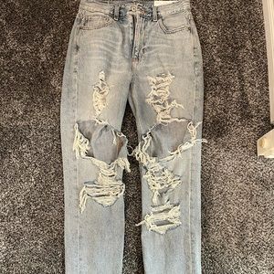 American Eagle Ripped Mom Jeans